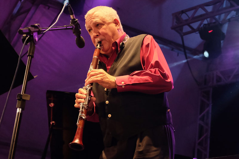 Metade do meu coração cubano, é brasileiro, declara o saxofonista autor do album Obrigado Brazil, gravado em dupla com Yo Yo Ma Paquito D'Rivera e Trio Corrente