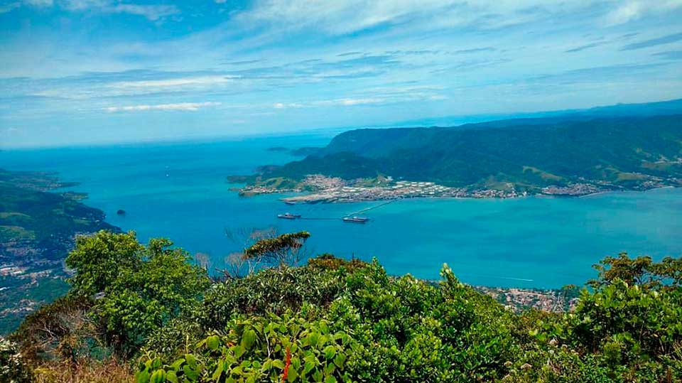 Vista do Pico do Baepi (Imagem: Reprodução Instagram @halllana)