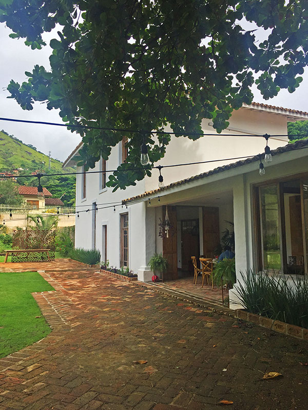 Espaço Tiê: drinks, hospedagem e eventos pré-wedding em Ilhabela