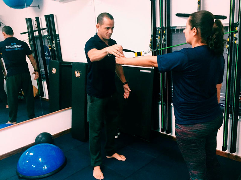 Treino com orientação do personal trainer - Performance Ilhabela