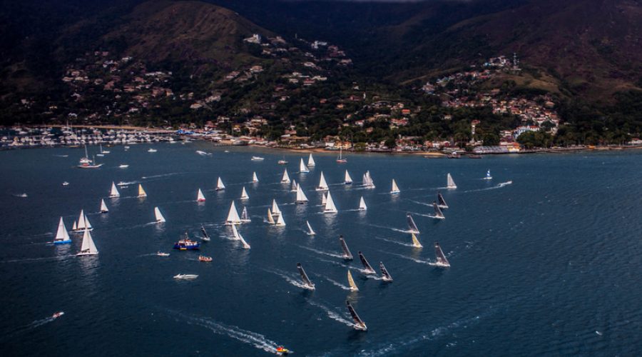 Veleiros da Ilhabela Sailing Week desfilam para a cidade no sábado