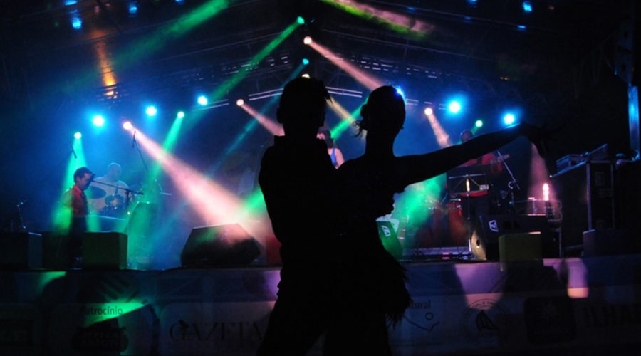 Ilharriba! Una Fiesta Latina em Ilhabela