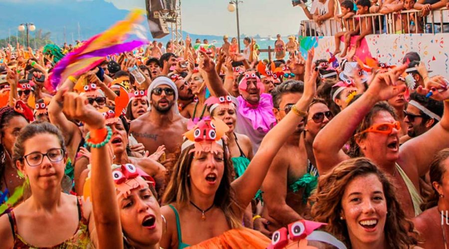 Carnaval em Ilhabela: blocos, festas e esquentas que vão agitar o feriadão