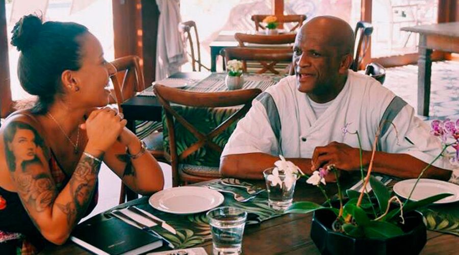 Entrevista: Chef Tonhão, um ícone da gastronomia de Ilhabela